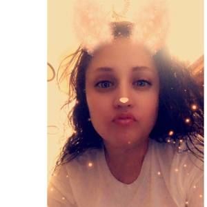 Meet your Posher, Mora